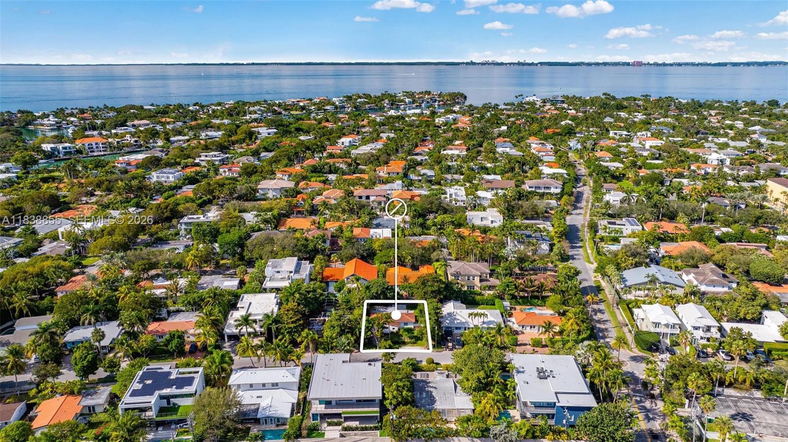 738 Fernwood Road Key Biscayne, FL 33149 - Photo 10 of 39 Gallery Image 10
