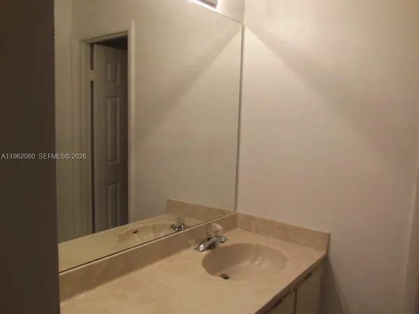 $2,350 | 12030 Northwest 11th Street, Unit 12030, Pembroke Pines, FL 33026