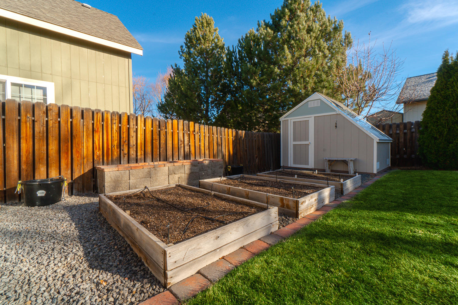 748 Northeast Mason Road Bend, OR 97701 - Photo 12 of 40 748-017