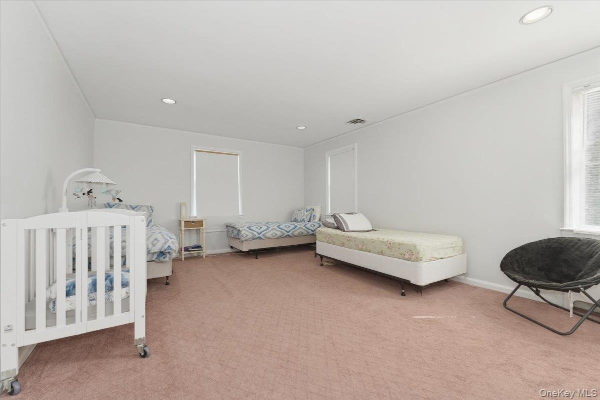 373 Northfield Road Woodmere, NY 11598 - Photo 16 of 26