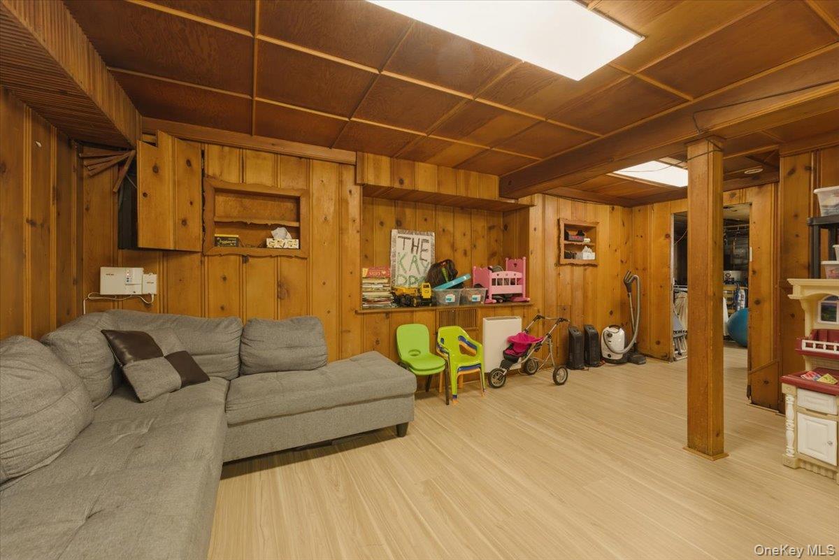 373 Northfield Road Woodmere, NY 11598 - Photo 19 of 26