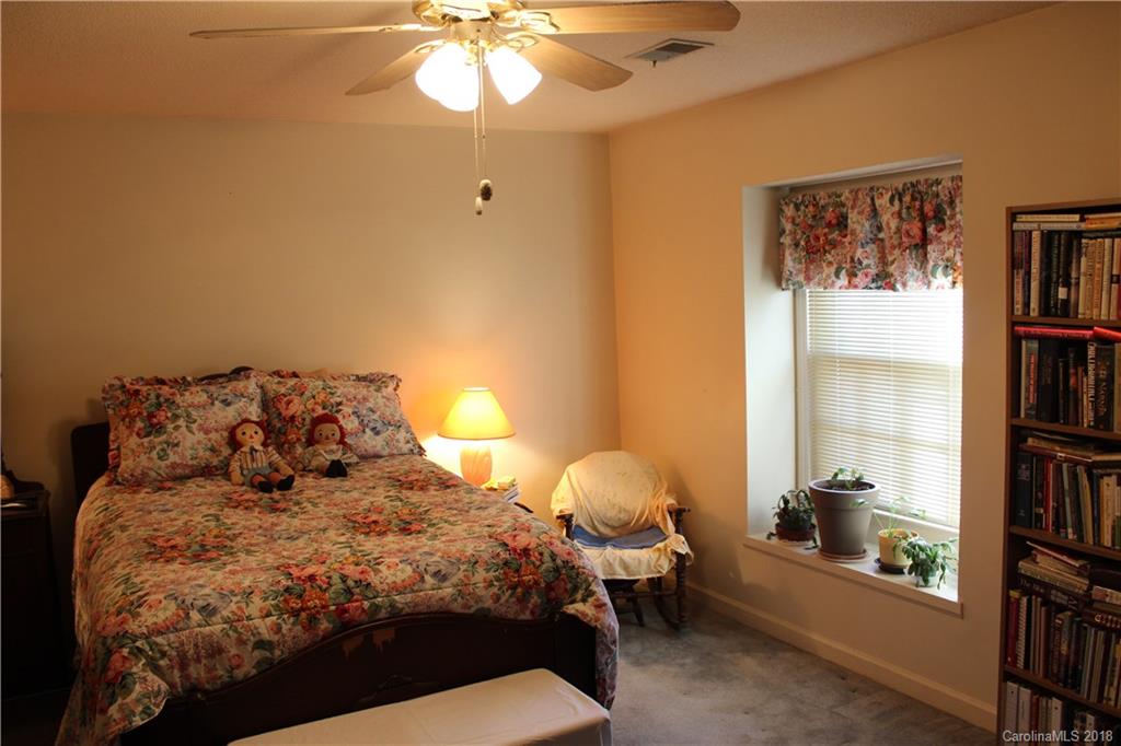 8525 Barncliff Road Charlotte, NC 28227 - Photo 13 of 17 Gallery Image 13