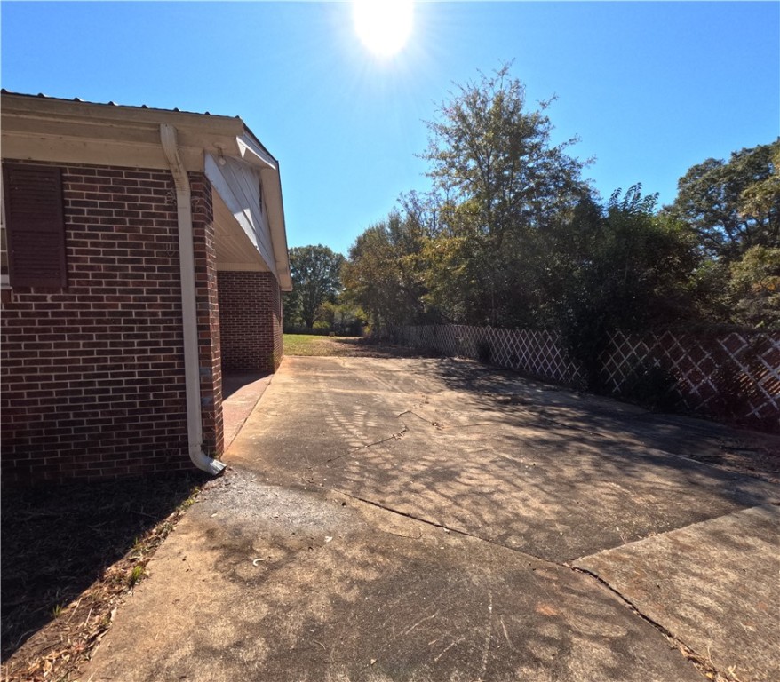 1007 Lee Drive Anderson, SC 29626 - Photo 4 of 33