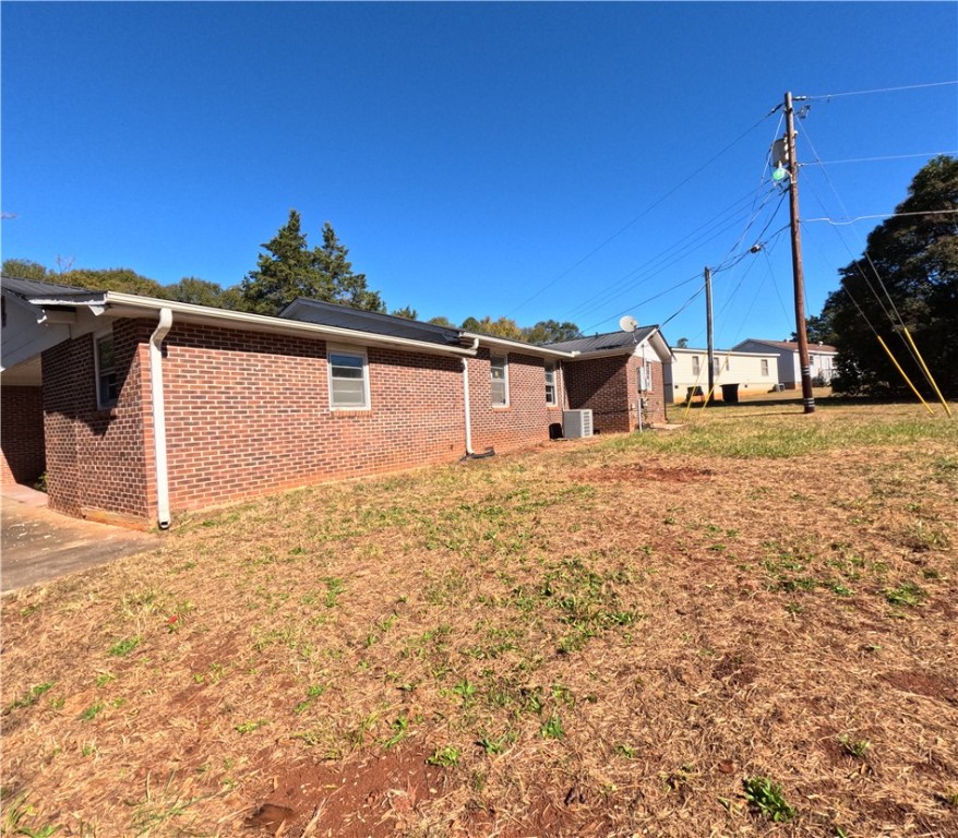 1007 Lee Drive Anderson, SC 29626 - Photo 7 of 33