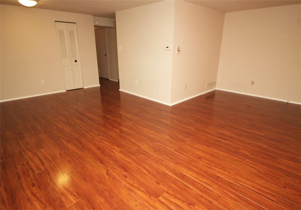 507 Hunters Path Road, Unit 31 Bridgeville, PA 15017 - Photo 6 of 10 Gallery Image 6