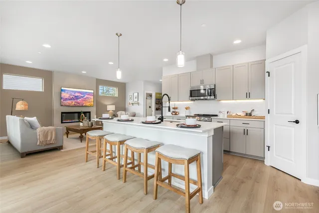 $939,900 | 13329 Southeast 238th Place, Unit 16, Kent, WA 98042