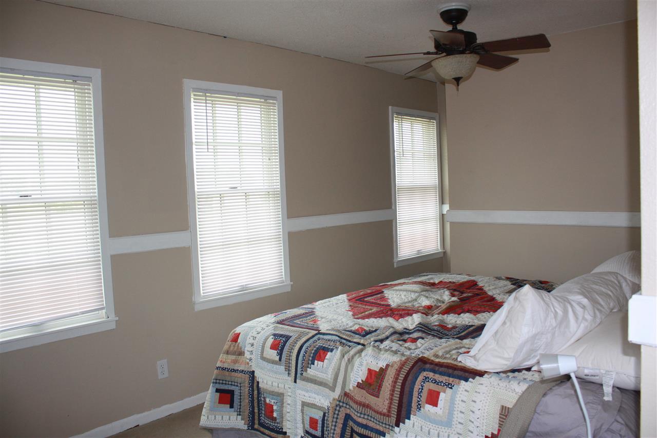 1787 Johnson-Iowa Road Homestead, IA 52236 - Photo 11 of 25 Gallery Image 11