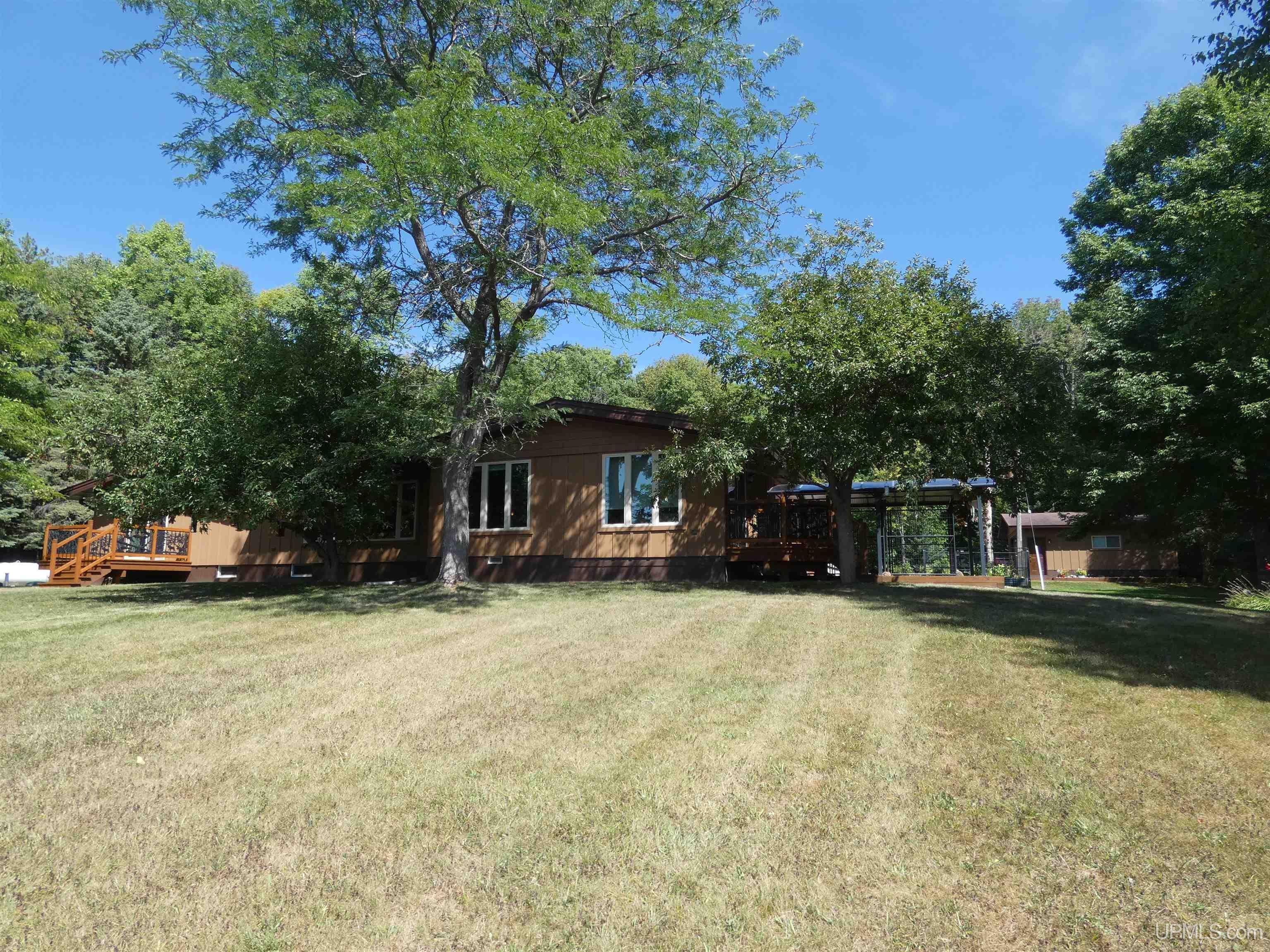 N11211 East Shore Road Bergland, MI 49910 - Photo 24 of 65 Gallery Image 24