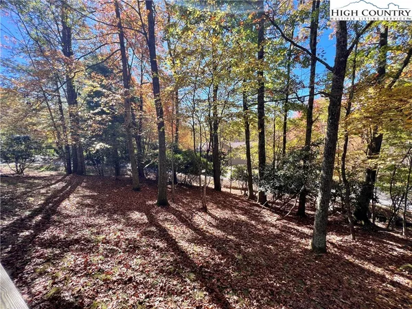 $915,000 | 178 Sorrento Park Drive, Blowing Rock, NC 28605