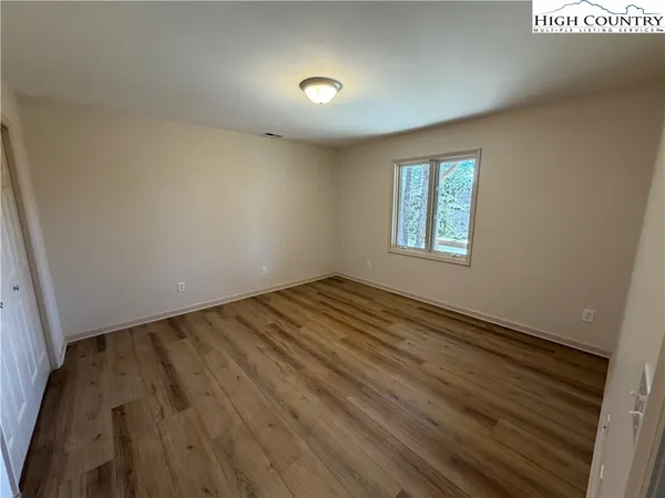 $915,000 | 178 Sorrento Park Drive, Blowing Rock, NC 28605