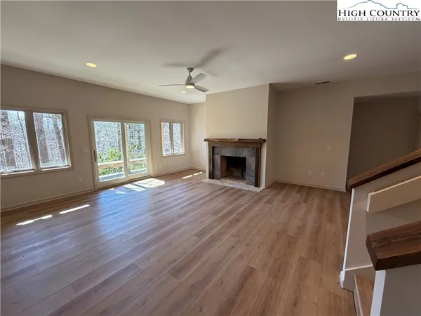 $915,000 | 178 Sorrento Park Drive, Blowing Rock, NC 28605