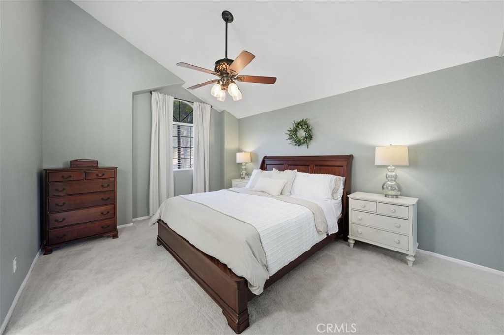 27641 Sutters Pointe Drive Saugus, CA 91350 - Photo 32 of 50