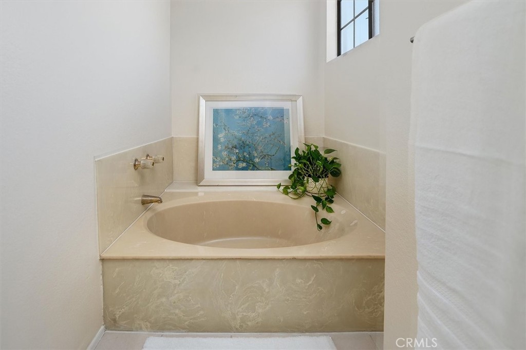 27641 Sutters Pointe Drive Saugus, CA 91350 - Photo 39 of 50