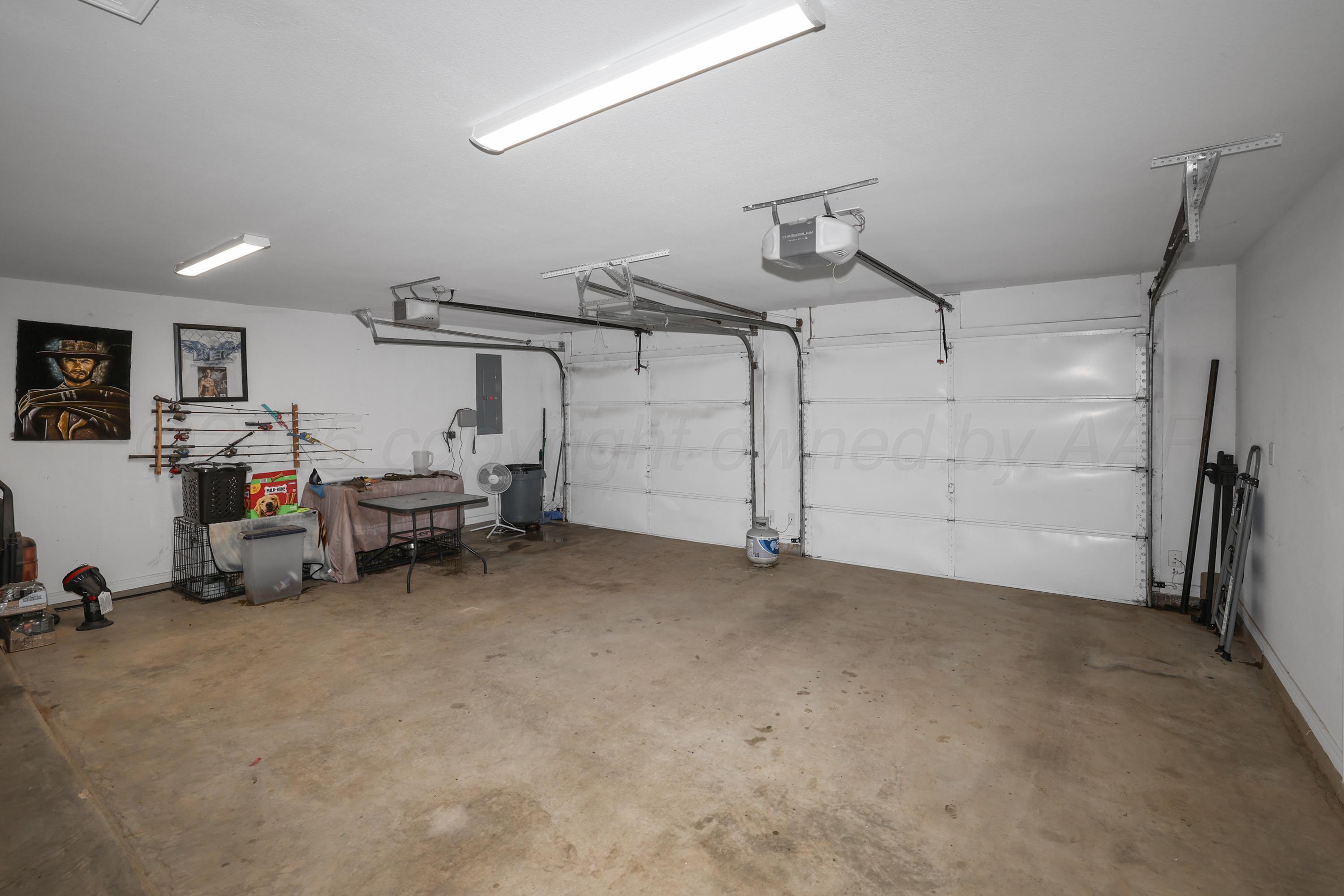 6200 West McCormick Road Amarillo, TX 79118 - Photo 12 of 36 29-Garage Interior