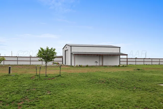 $535,000 | 6200 West McCormick Road, Amarillo, TX 79118