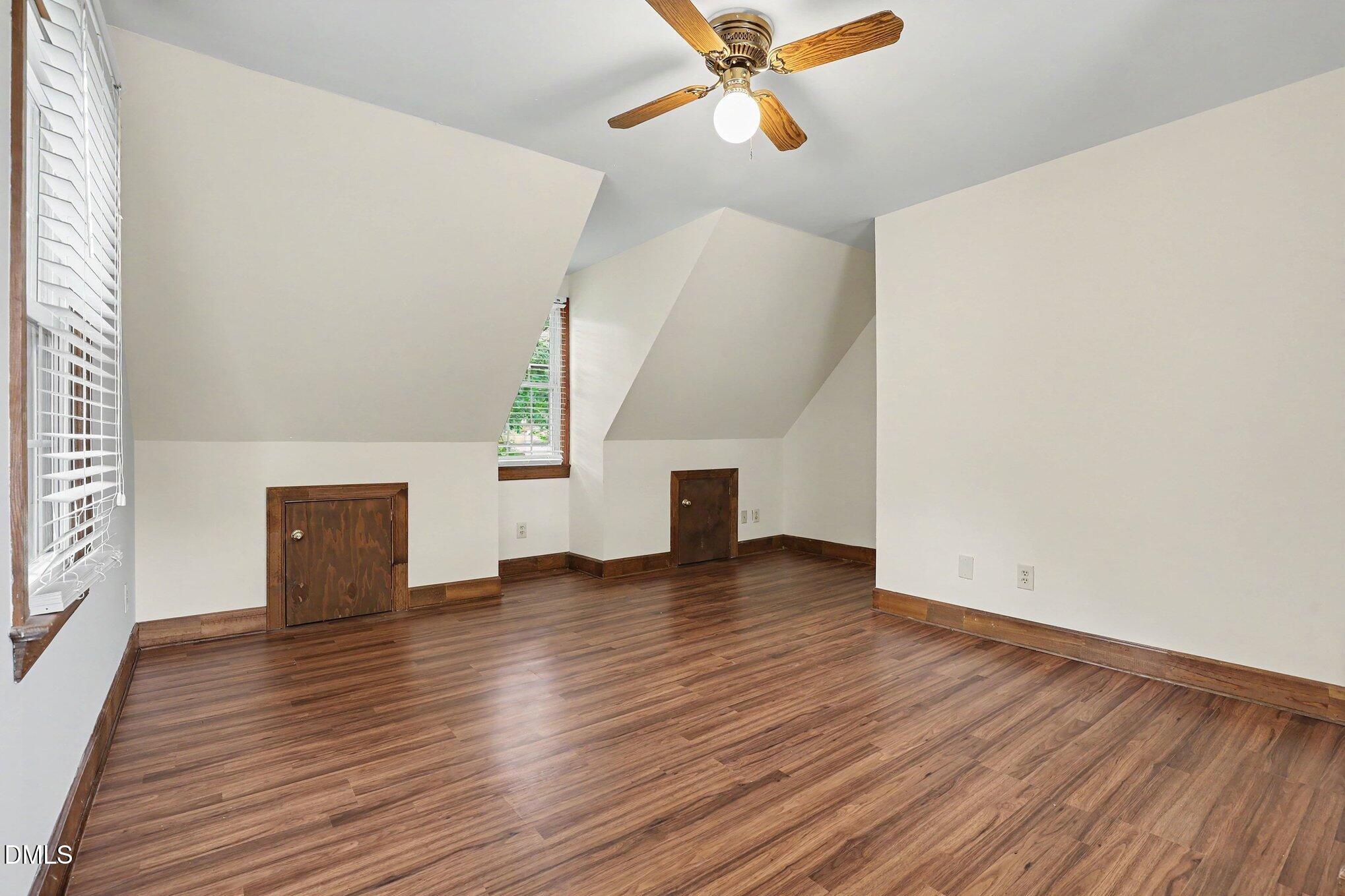 1704 Carrington Drive Raleigh, NC 27615 - Photo 14 of 29 015_file_8619