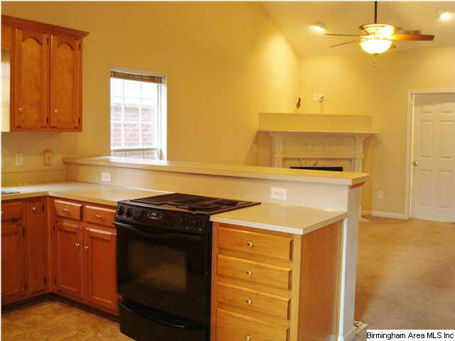 122 Shine Drive Pelham, AL 35124 - Photo 6 of 16