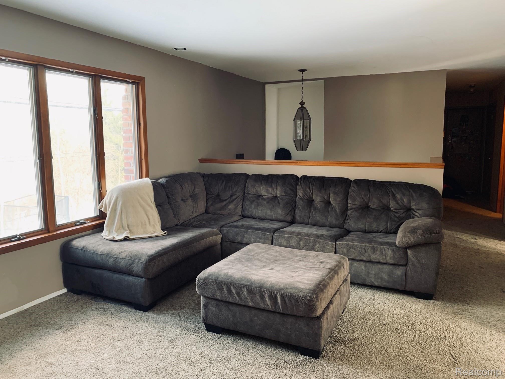 56 Letts Road Oakland, MI 48363 - Photo 5 of 19 IMG_3895.jpg