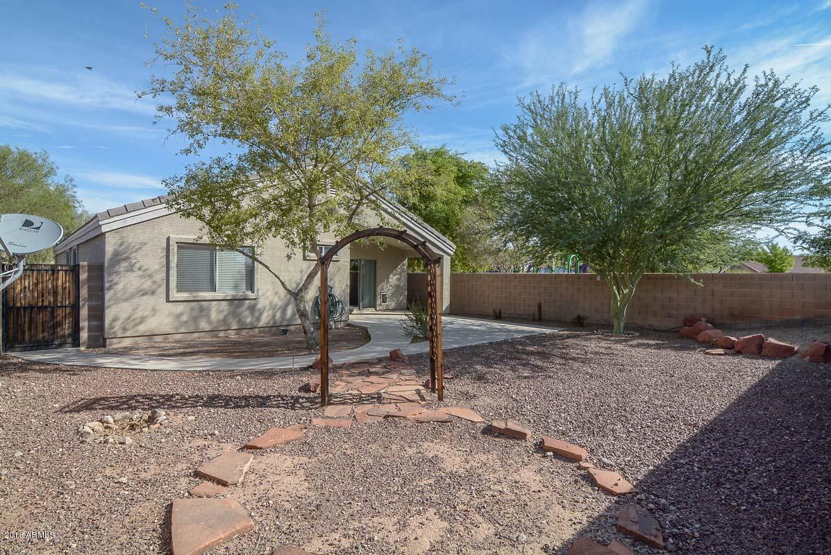 11927 West Dos Rios Drive Sun City, AZ 85373 - Photo 11 of 31 Backyard-Patio