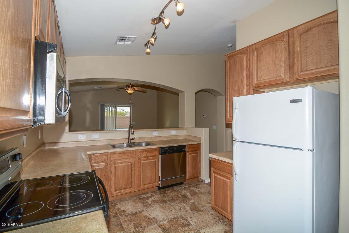 11927 West Dos Rios Drive Sun City, AZ 85373 - Photo 2 of 31 Kitchen2