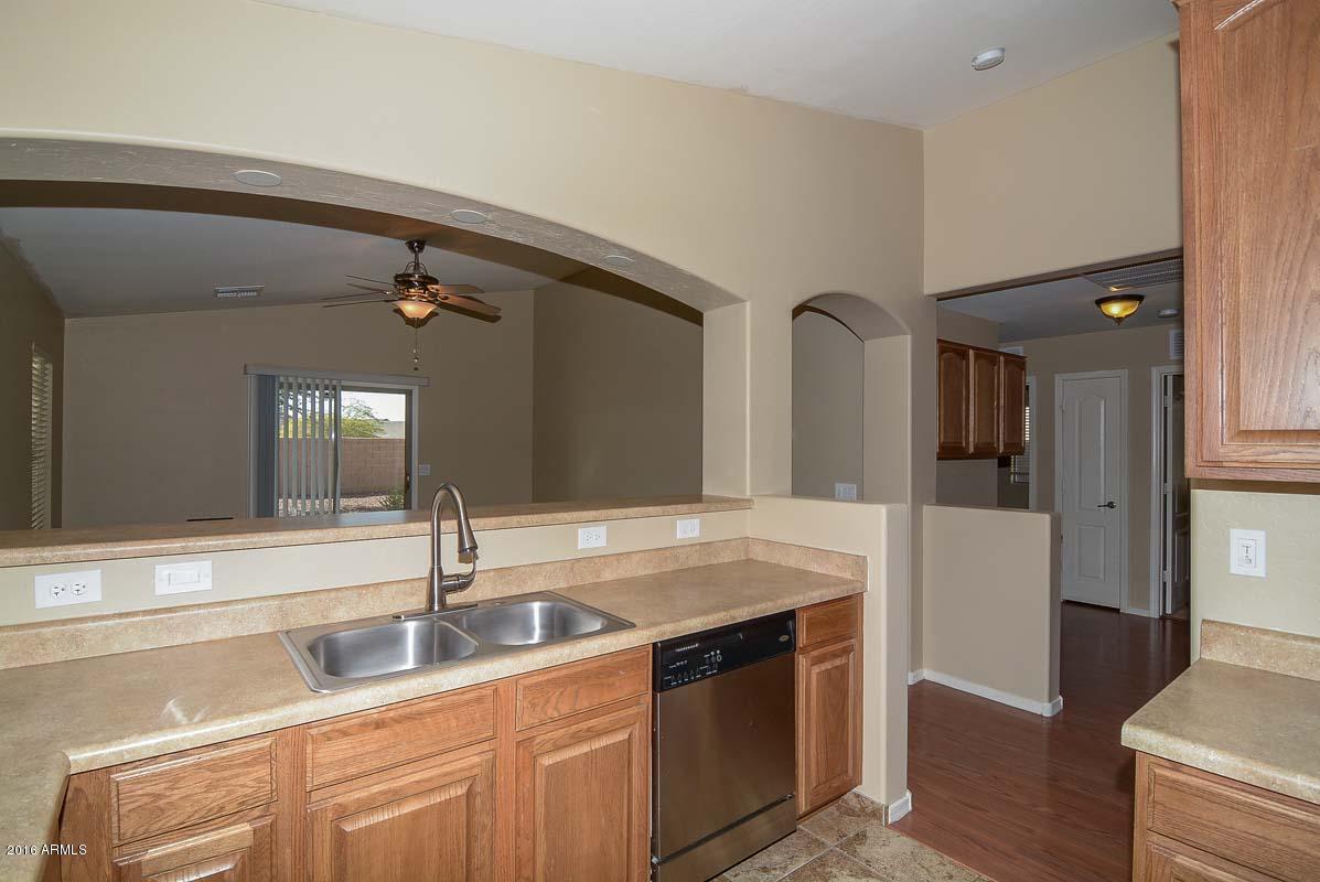 11927 West Dos Rios Drive Sun City, AZ 85373 - Photo 26 of 31 Kitchen3