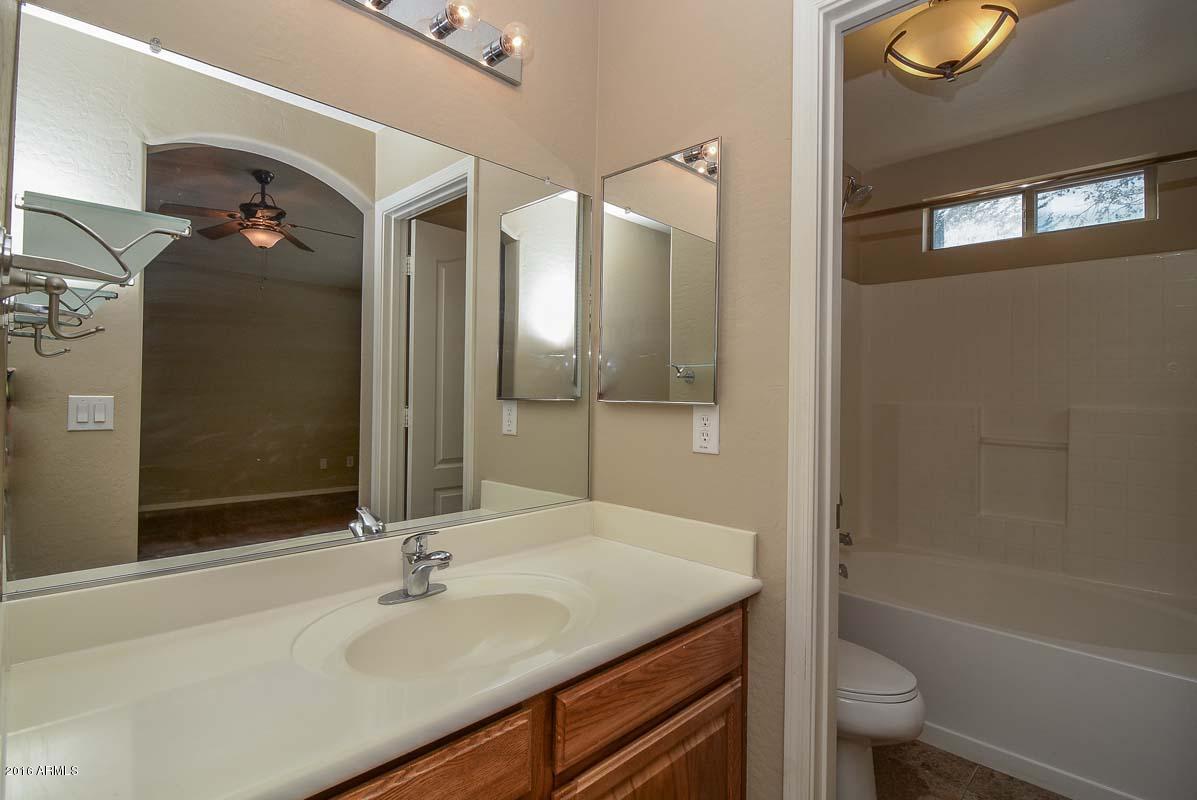 11927 West Dos Rios Drive Sun City, AZ 85373 - Photo 30 of 31 Master Bath