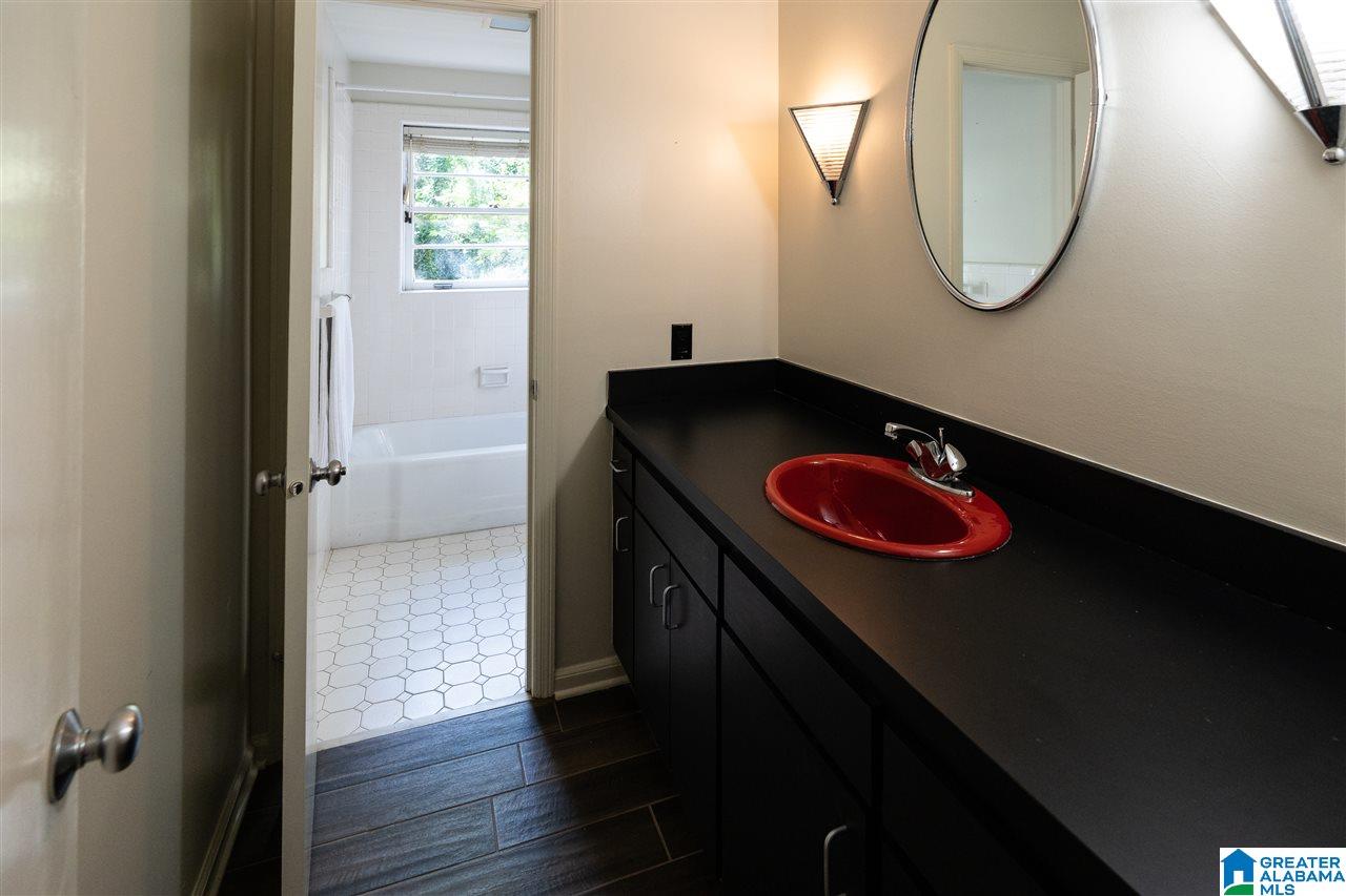 3733 Valley Head Road Birmingham, AL 35223 - Photo 37 of 50