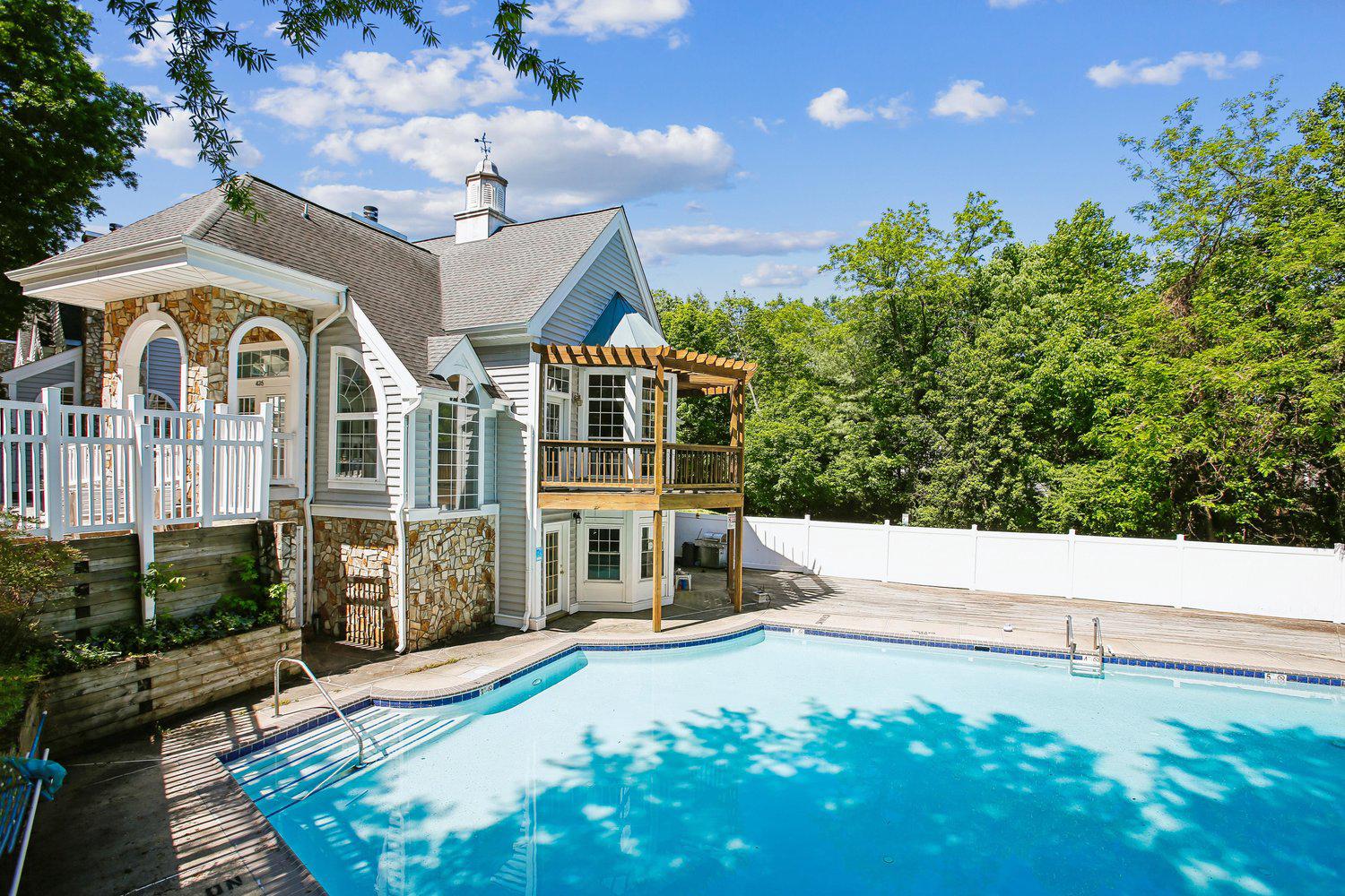 403 Fortress Way, Unit 403 Occoquan, VA 22125 - Photo 49 of 66 a front view of a house with a yard