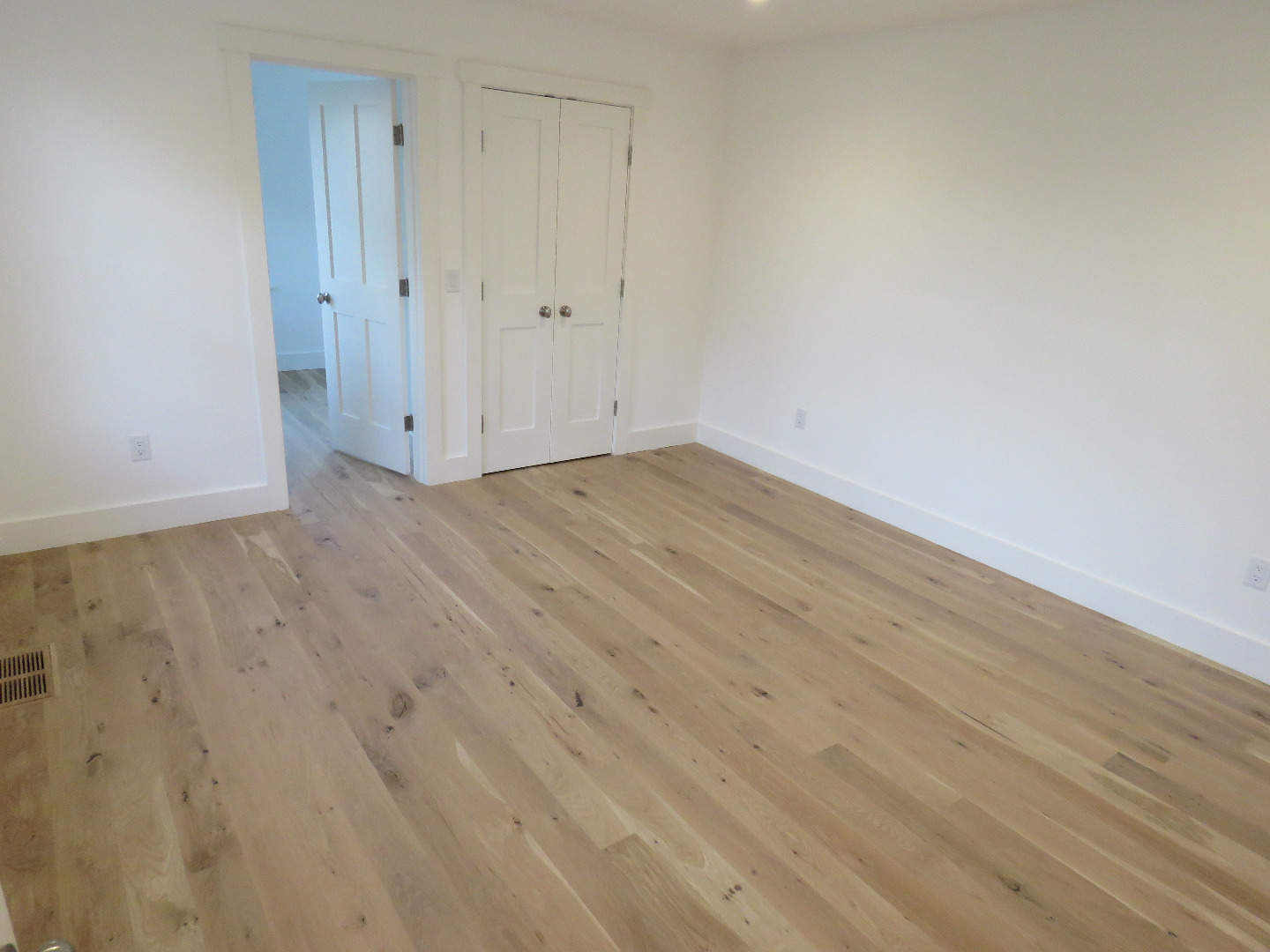 48 West Chester Street Nantucket, MA 02554 - Photo 17 of 27