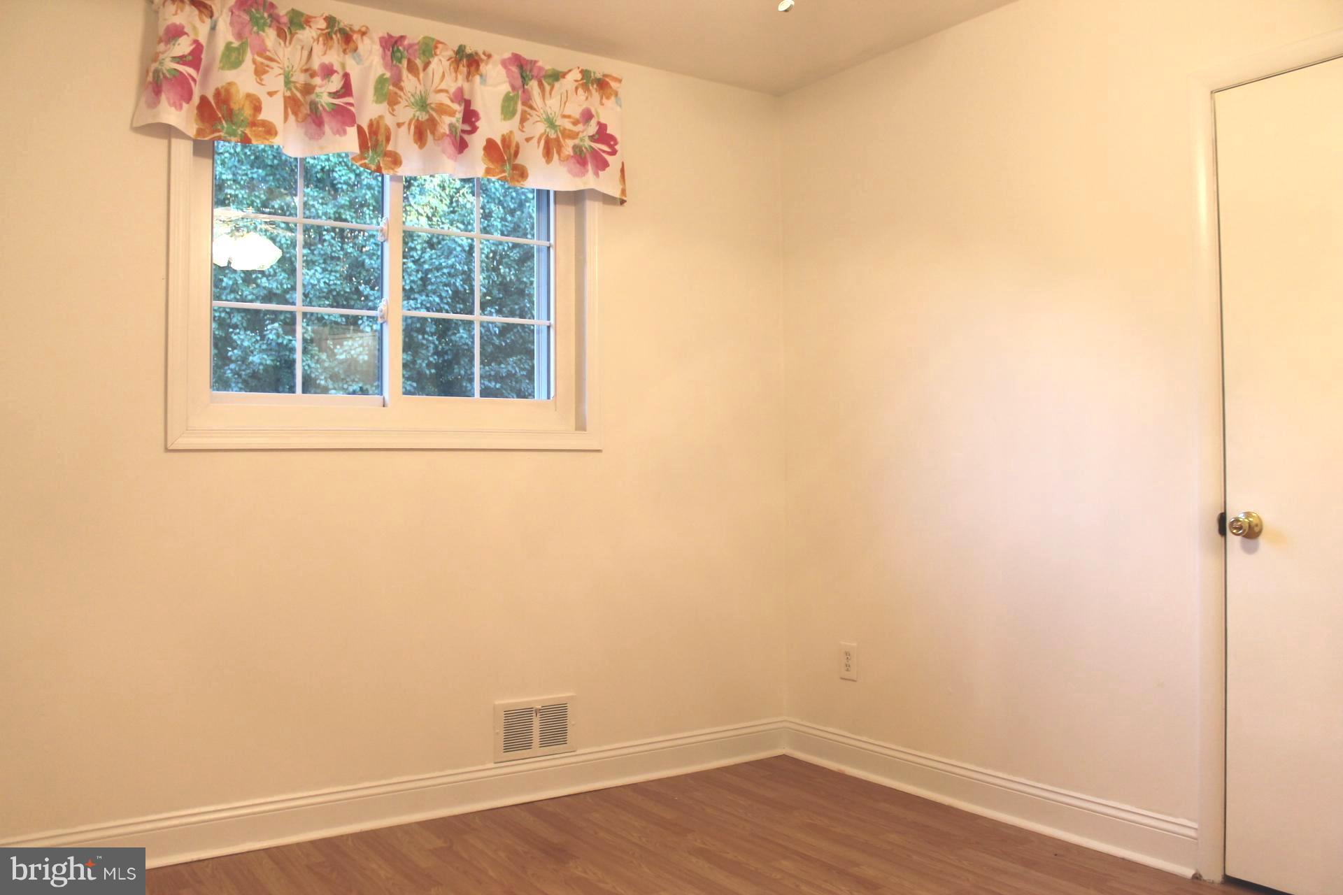 8934 Satyr Hill Road Baltimore, MD 21234 - Photo 10 of 30 Bedroom 1 1st Floor
