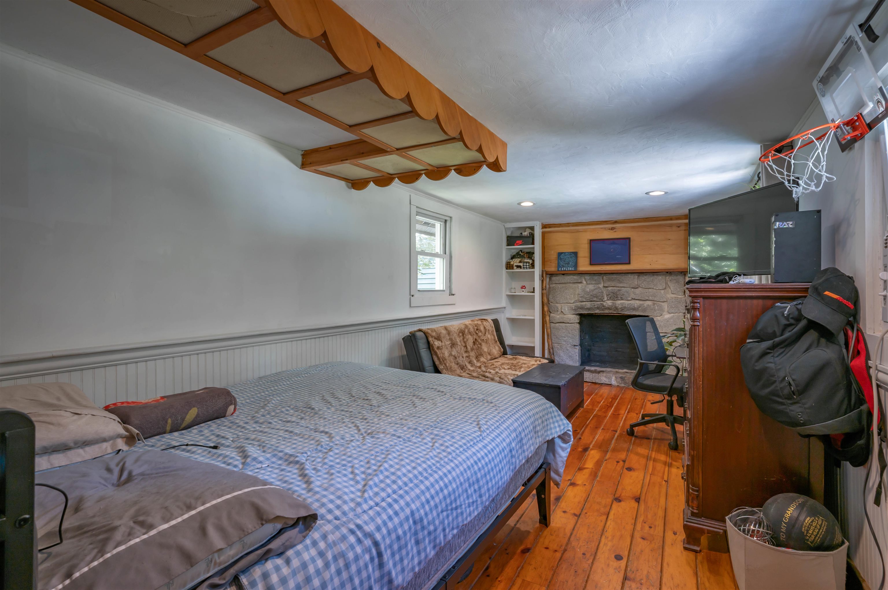 69 Perham Corner Road Lyndeborough, NH 03082 - Photo 11 of 16