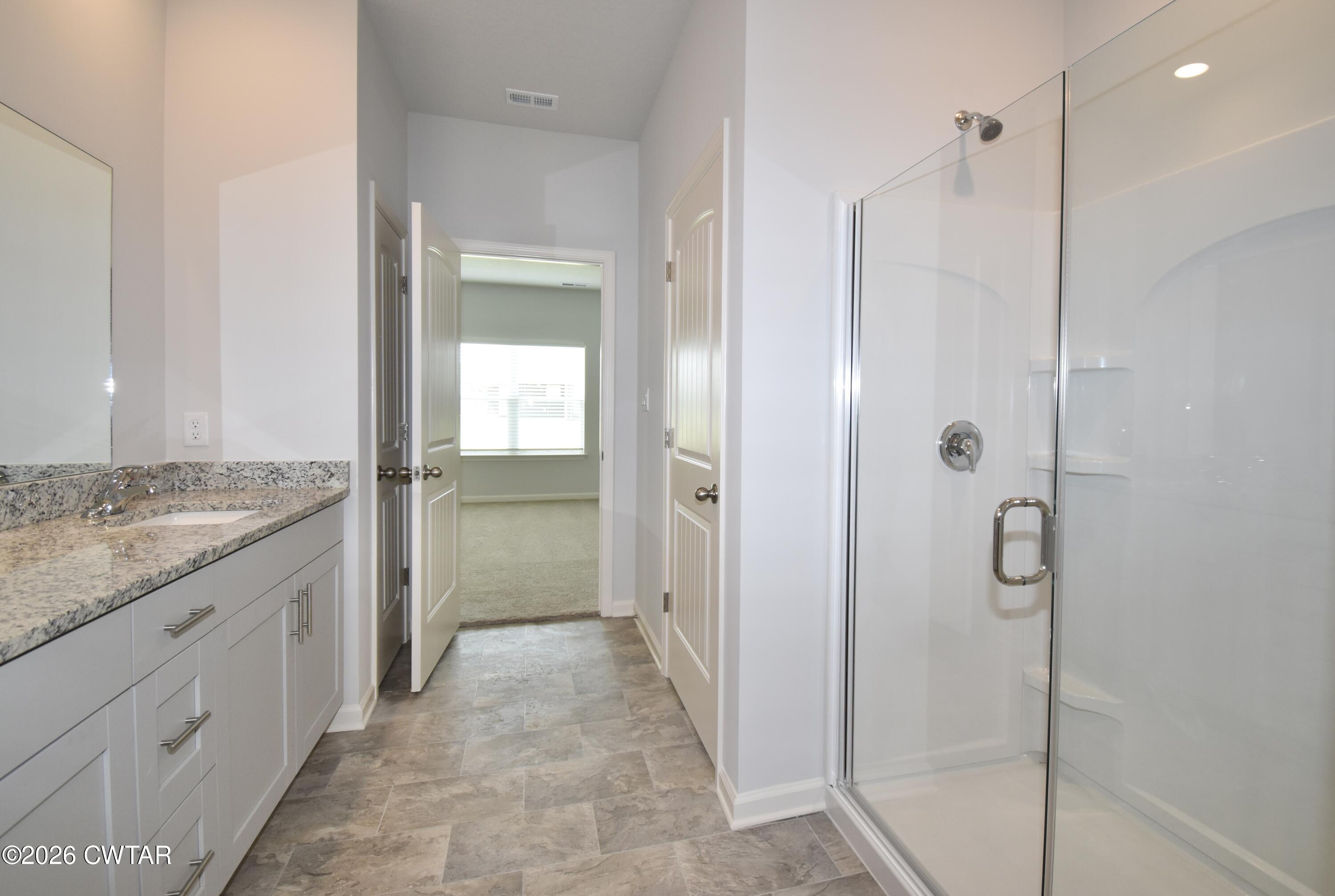 15 Chadro Cove Jackson, TN 38305 - Photo 11 of 25 Primary Bathroom