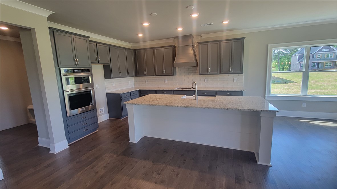 105 Meadow View Road Piedmont, SC 29673 - Photo 7 of 19 Kitchen