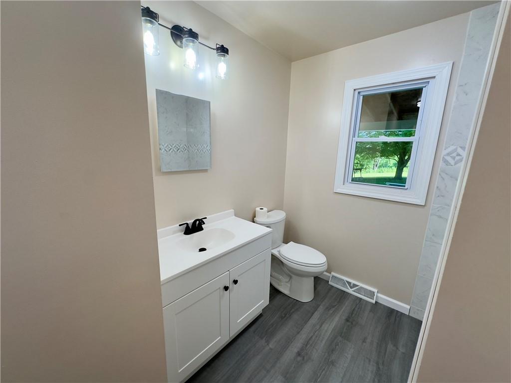 453 Cadogan Slate Lick Road Kittanning, PA 16201 - Photo 7 of 17 RENOVATED BATH
