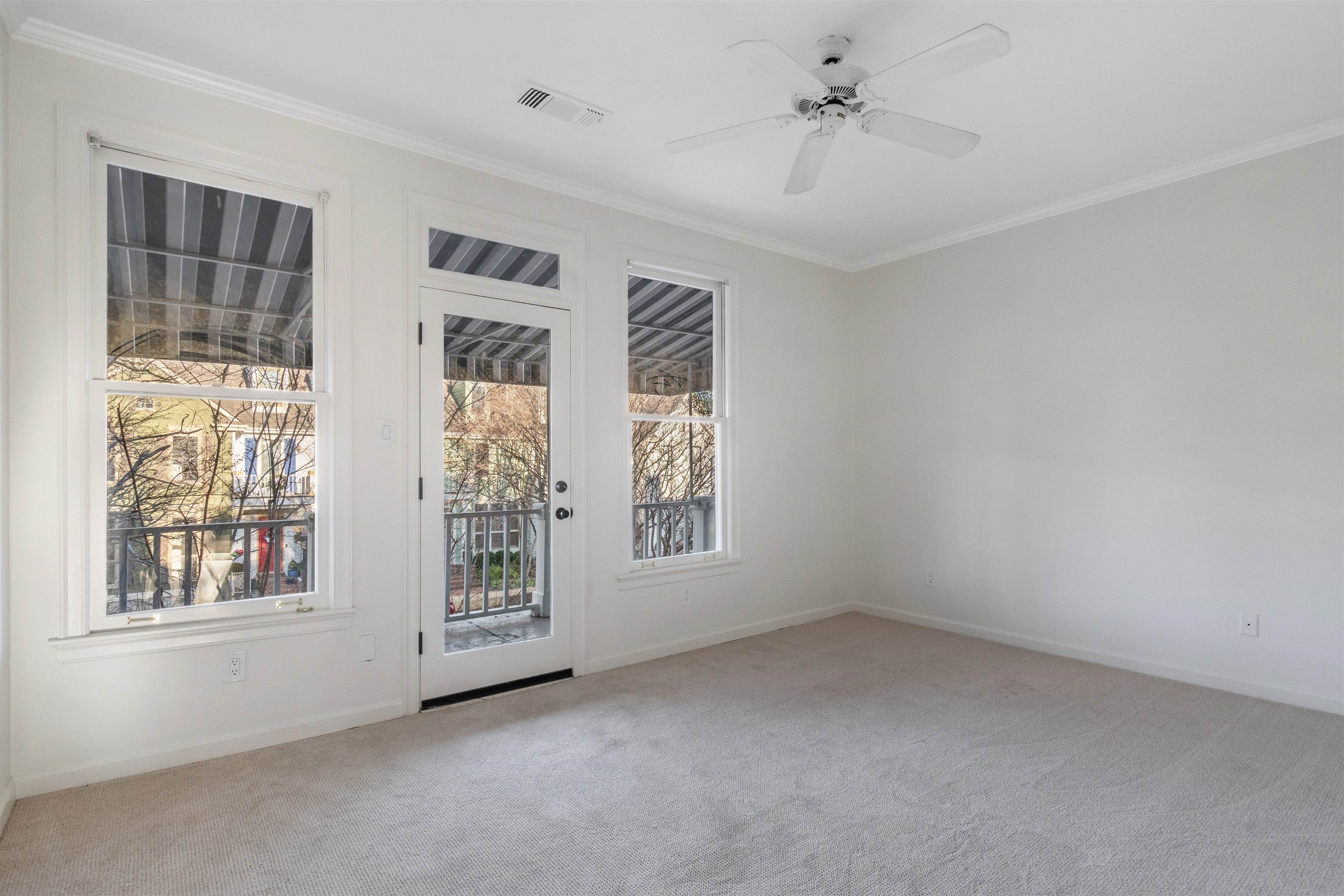 931 Harbor View Drive Memphis, TN 38103 - Photo 15 of 21 a view of an empty room with a window