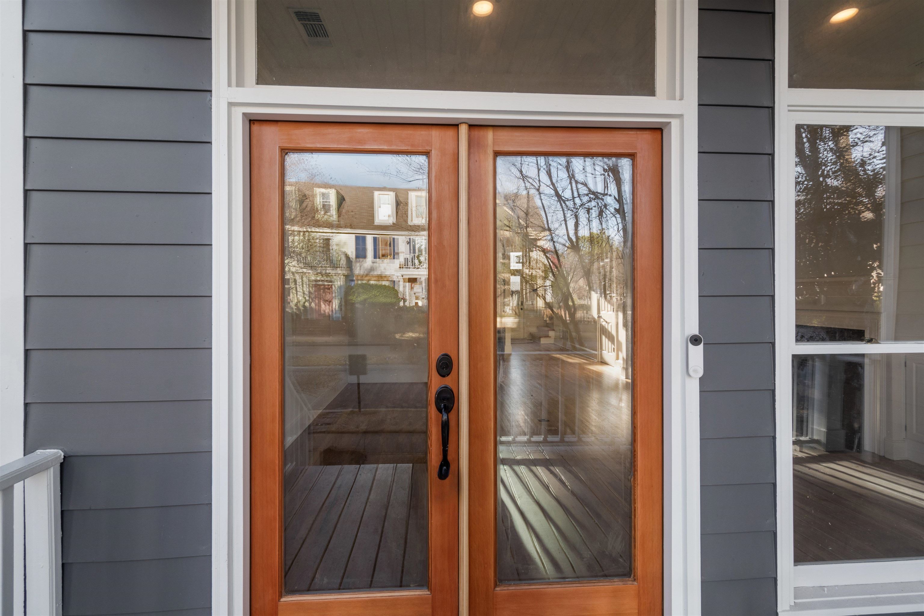 931 Harbor View Drive Memphis, TN 38103 - Photo 4 of 21 a view of front door
