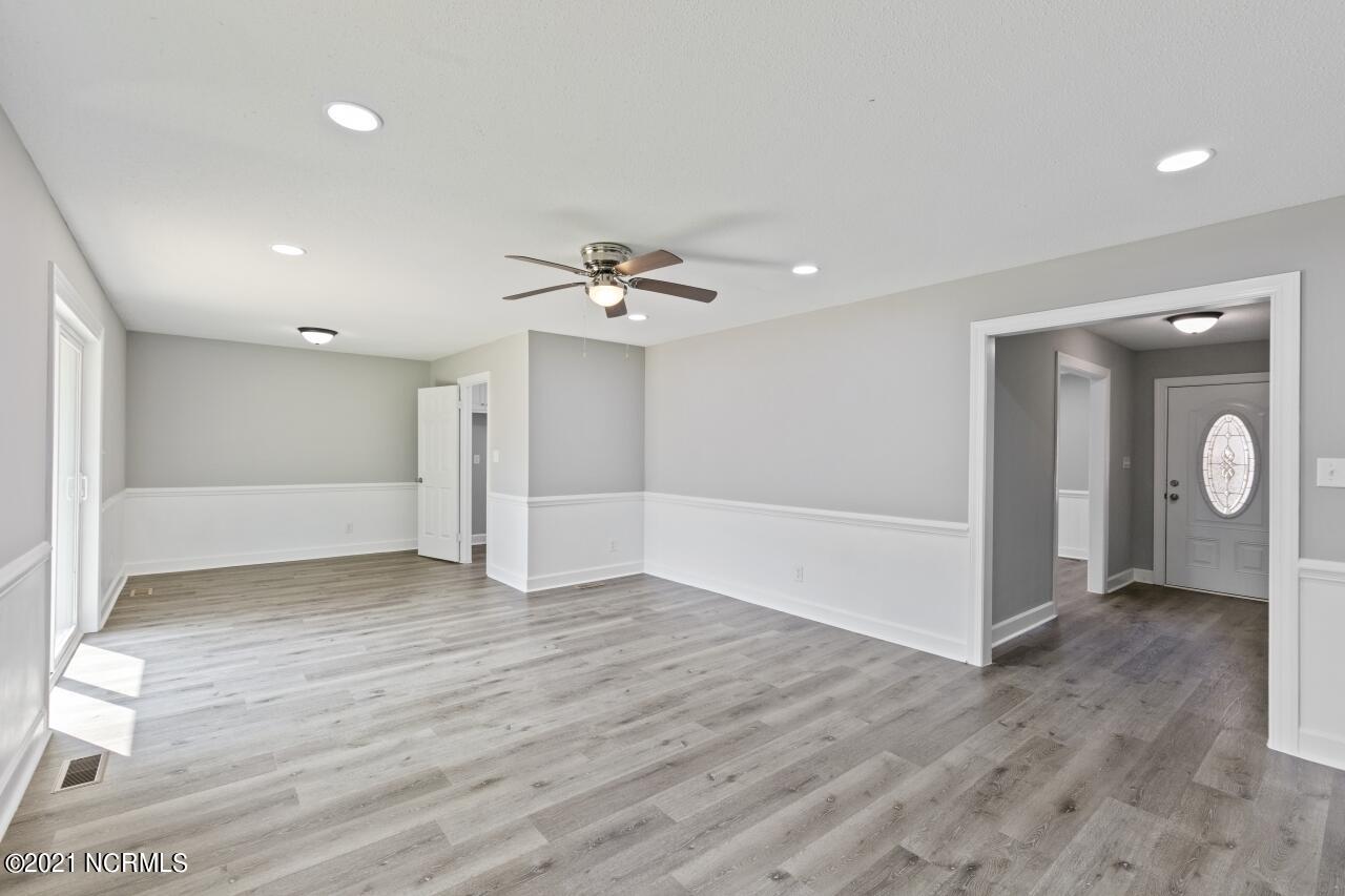 2612 Ridge Road Northwest Wilson, NC 27896 - Photo 7 of 31 Living Room 3