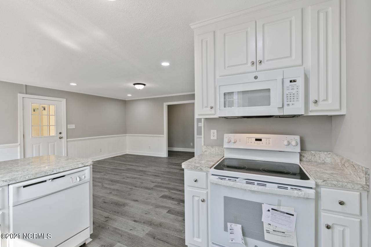 2612 Ridge Road Northwest Wilson, NC 27896 - Photo 8 of 31 Kitchen
