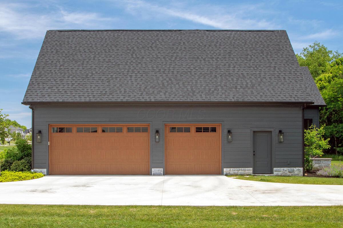 1077 Lale Point Delaware, OH 43015 - Photo 67 of 68