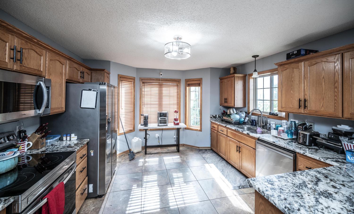 3931 Birmingham Lane Northwest Rochester, MN 55901 - Photo 6 of 36