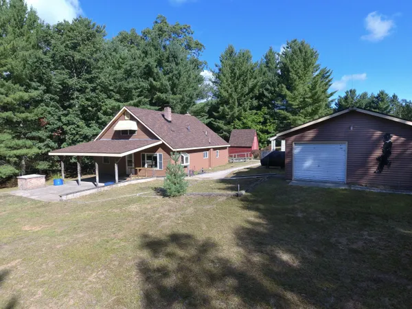 $209,900 | 7816 West Windsong Avenue, Baldwin, MI 49304
