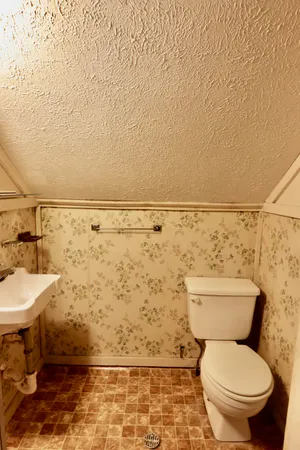 $209,900 | 7816 West Windsong Avenue, Baldwin, MI 49304