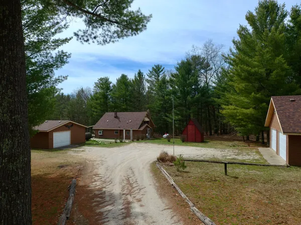 $209,900 | 7816 West Windsong Avenue, Baldwin, MI 49304