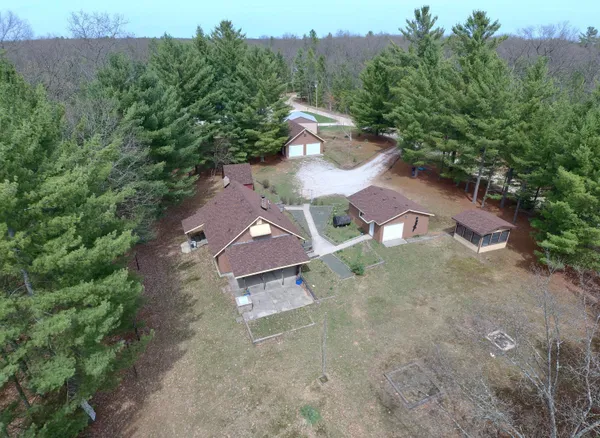 $209,900 | 7816 West Windsong Avenue, Baldwin, MI 49304