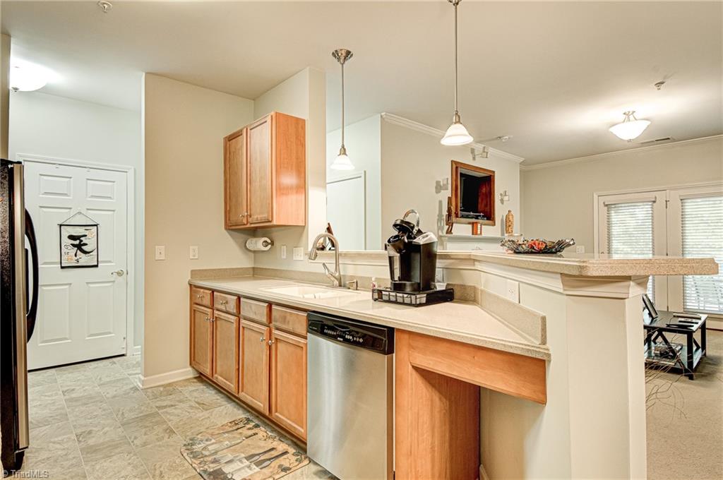 317 College Road, Unit 101 Greensboro, NC 27410 - Photo 12 of 32 Gallery Image 12