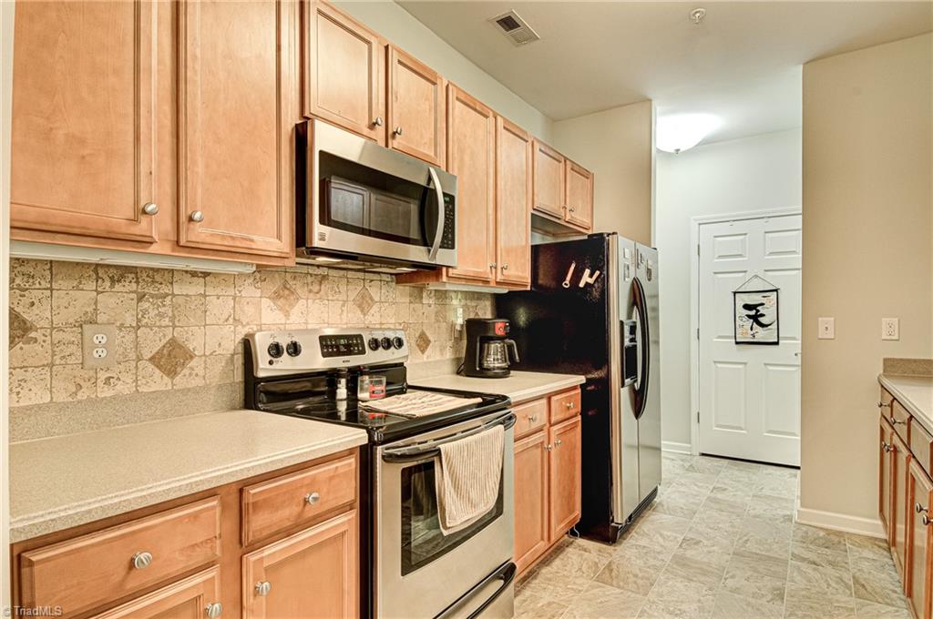 317 College Road, Unit 101 Greensboro, NC 27410 - Photo 13 of 32 Gallery Image 13