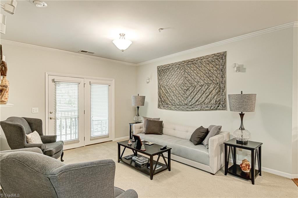 317 College Road, Unit 101 Greensboro, NC 27410 - Photo 8 of 32 Gallery Image 8