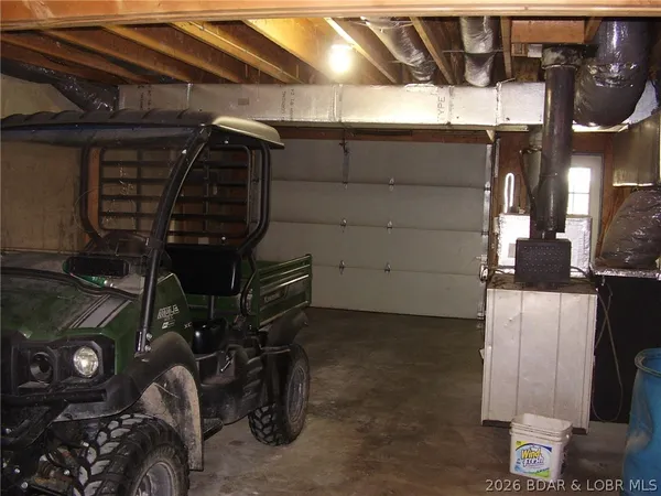 $730,000 | 3521 South 240th Road, Louisburg, MO 65685