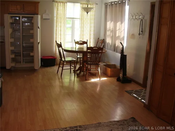 $730,000 | 3521 South 240th Road, Louisburg, MO 65685