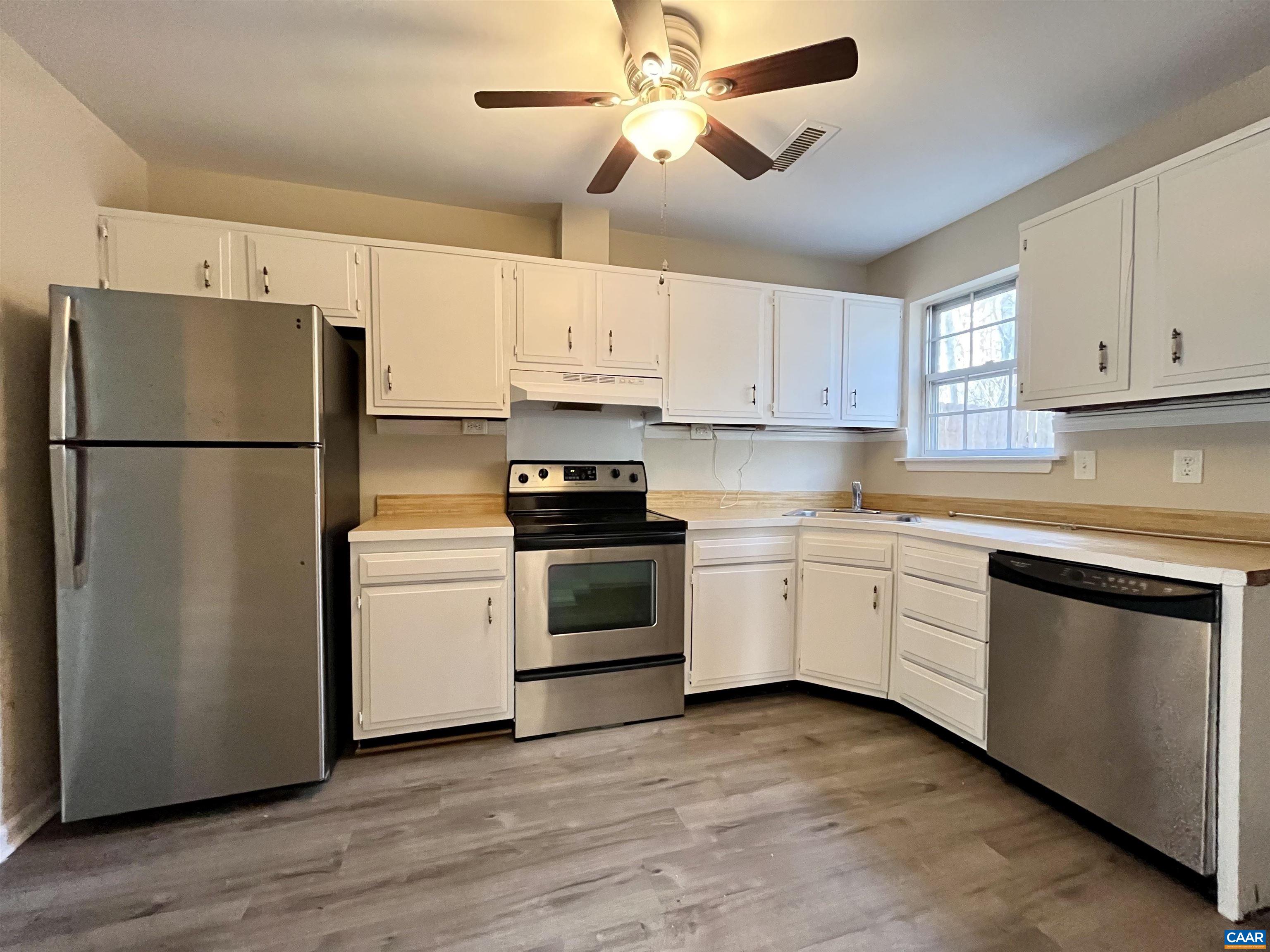 930 Rockcreek Road Charlottesville, VA 22903 - Photo 5 of 11